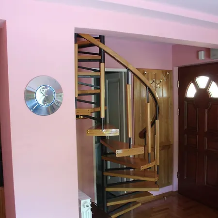 Celinac Cottage *